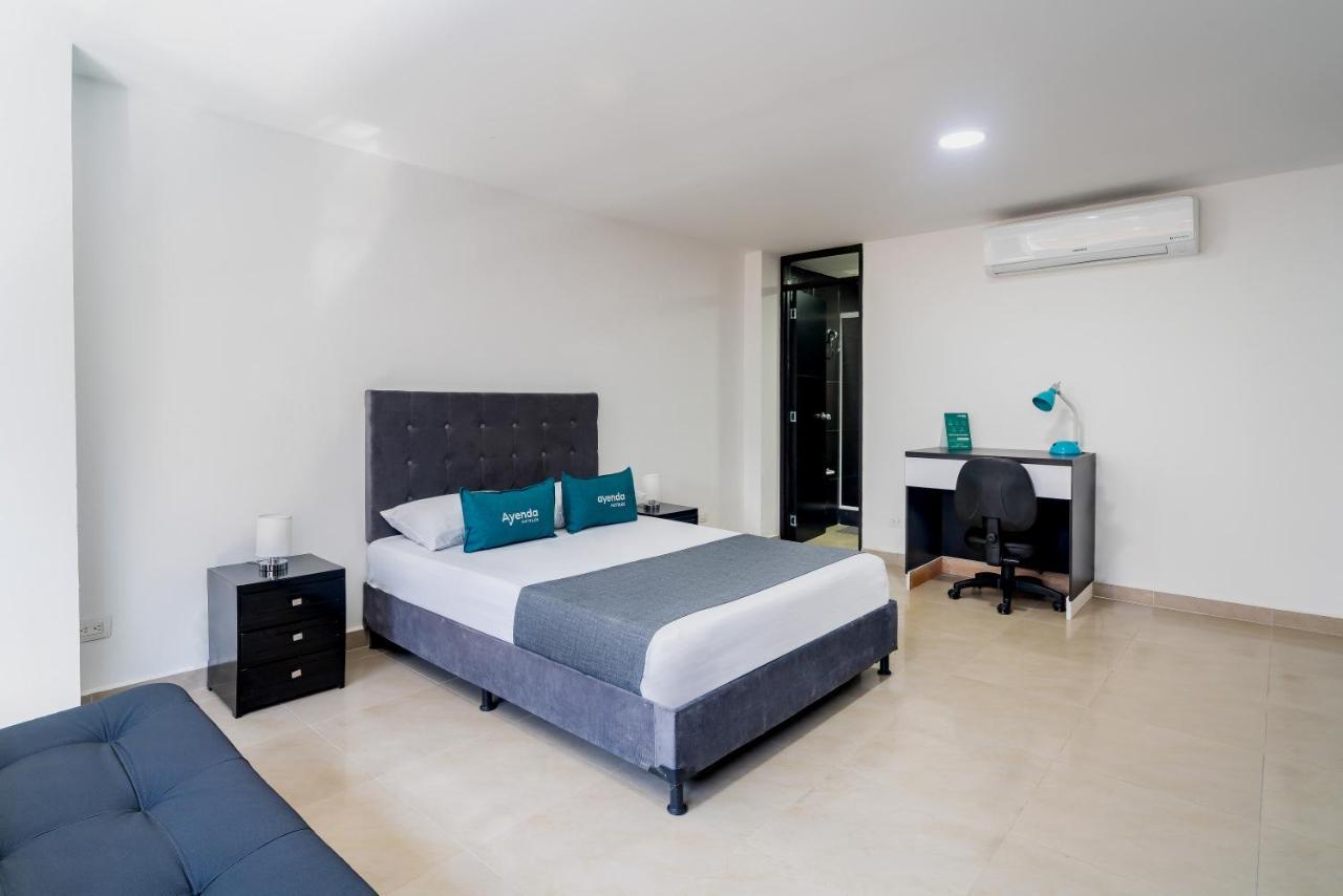 Ayenda Coliving La 78A Hotel Medellin Exterior photo