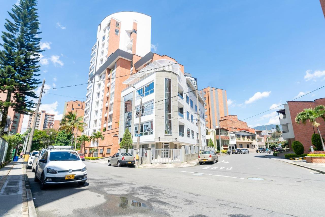 Ayenda Coliving La 78A Hotel Medellin Exterior photo