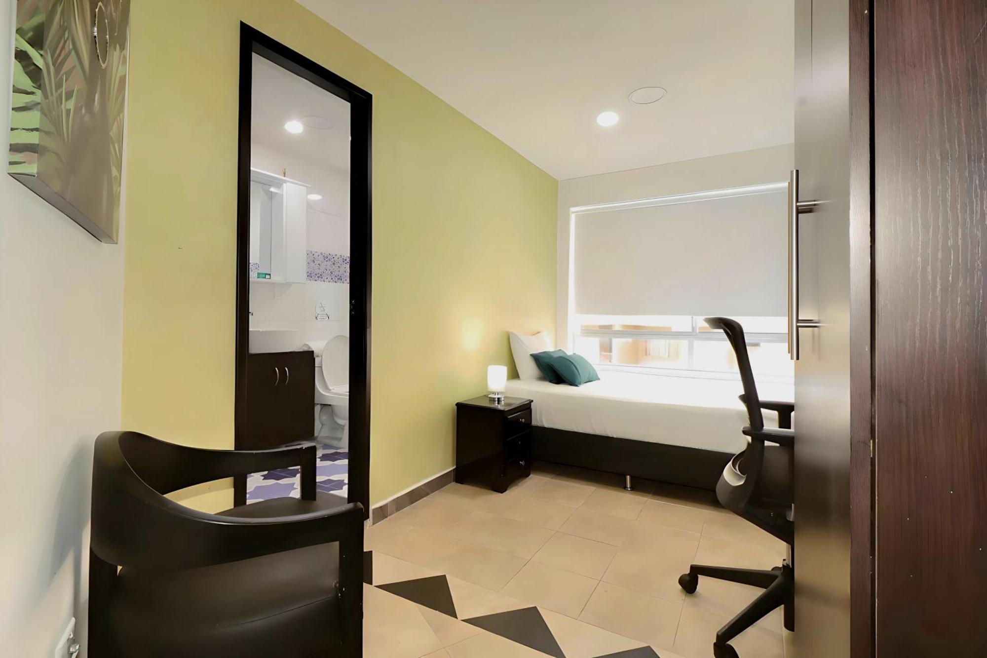 Ayenda Coliving La 78A Hotel Medellin Exterior photo